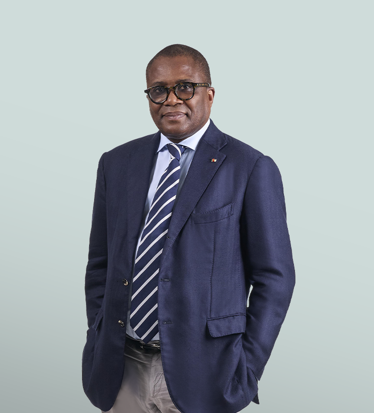 Agbayissah, Sena